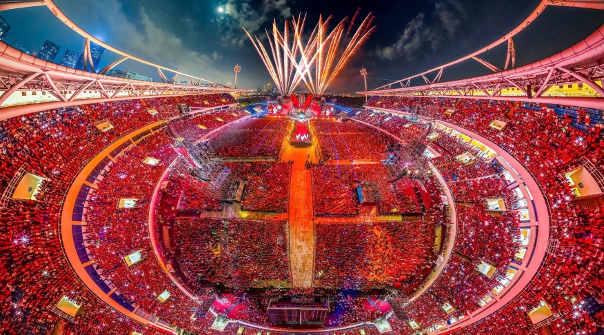 Âm Thanh - Ánh Sáng